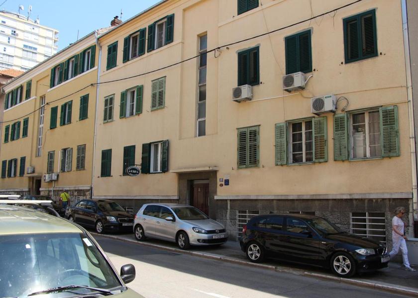 Split-Dalmatia Split exterior view