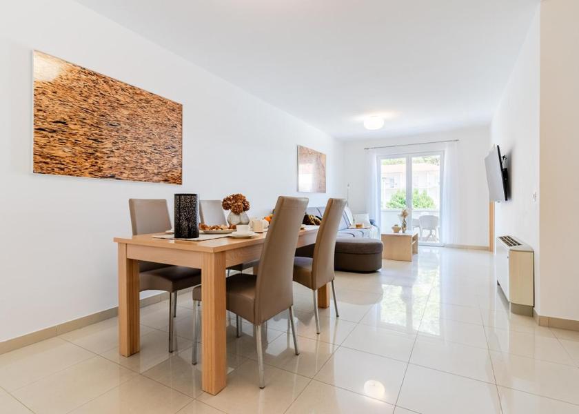 Split-Dalmatia Hvar facilities