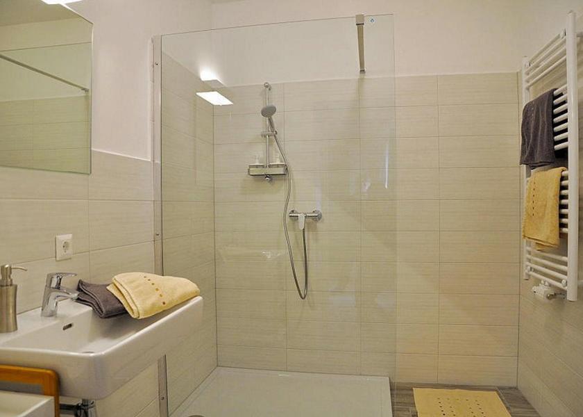 Lower Austria Traismauer Double Room with Private Bathroom