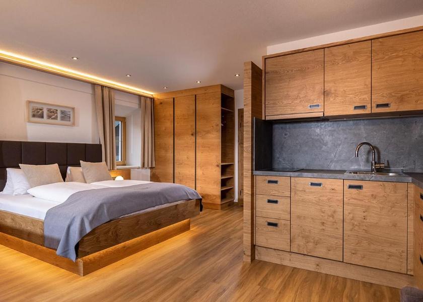  Lienz Studio with Balcony