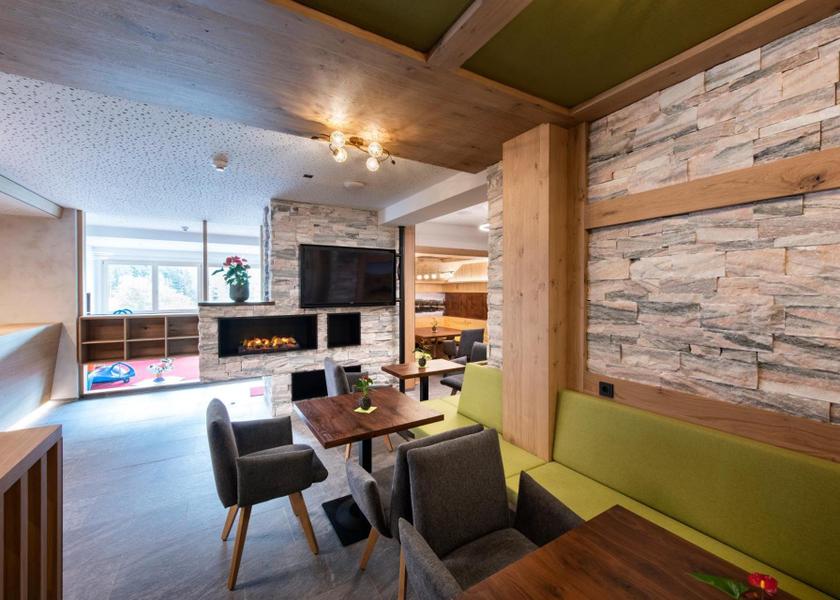 Salzburg State Unken bar/lounge