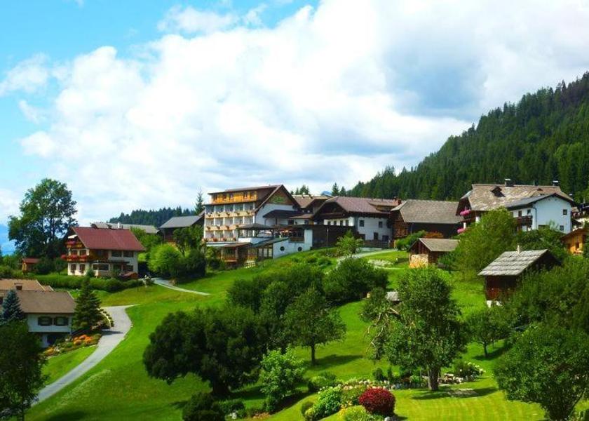 Carinthia Weissensee exterior view
