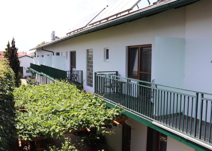 Burgenland Podersdorf am See Hotel Exterior
