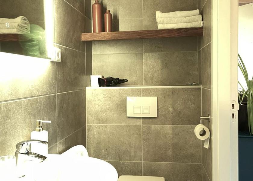 Zeeland Middelburg Double Room with Private Bathroom on Ground Floor