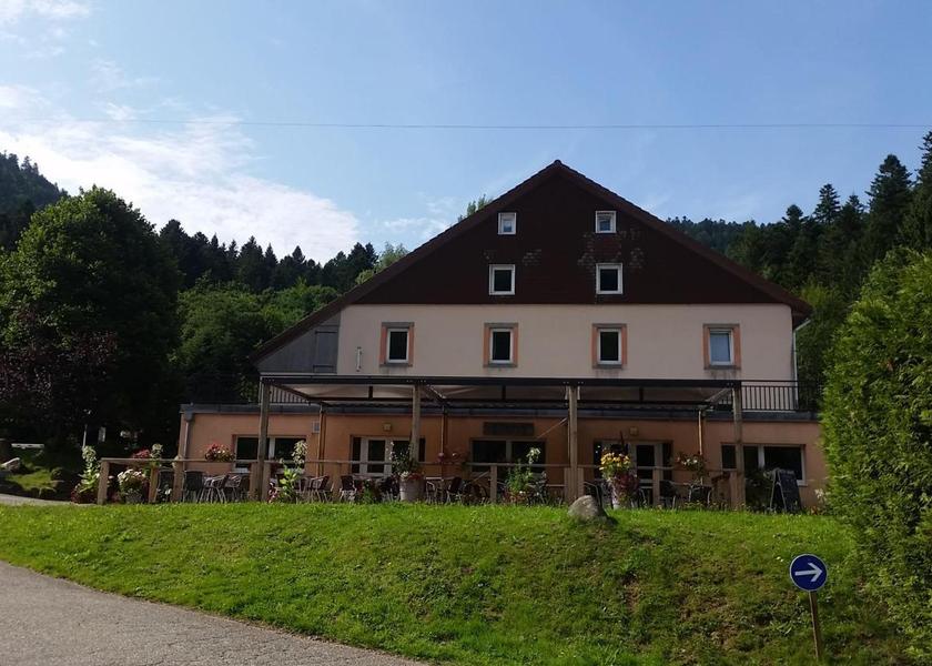 Grand Est La Bresse entrance