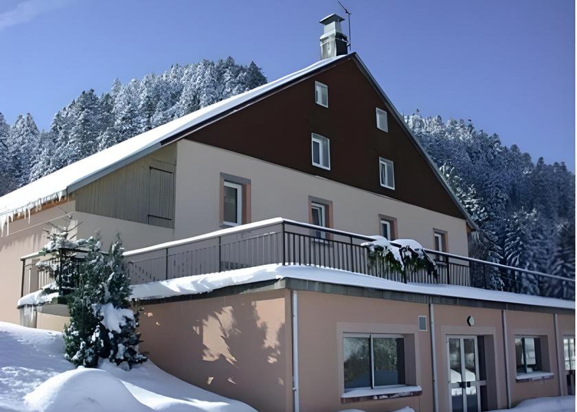 Grand Est La Bresse exterior view
