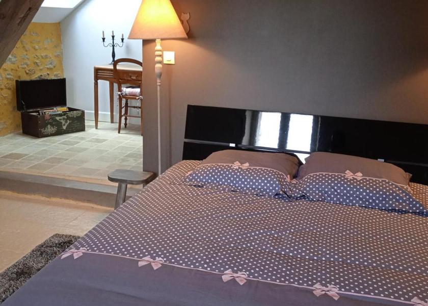 Bourgogne-Franche-Comte Auxerre Double Room with Private Bathroom