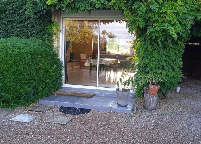 Bourgogne-Franche-Comte Auxerre entrance