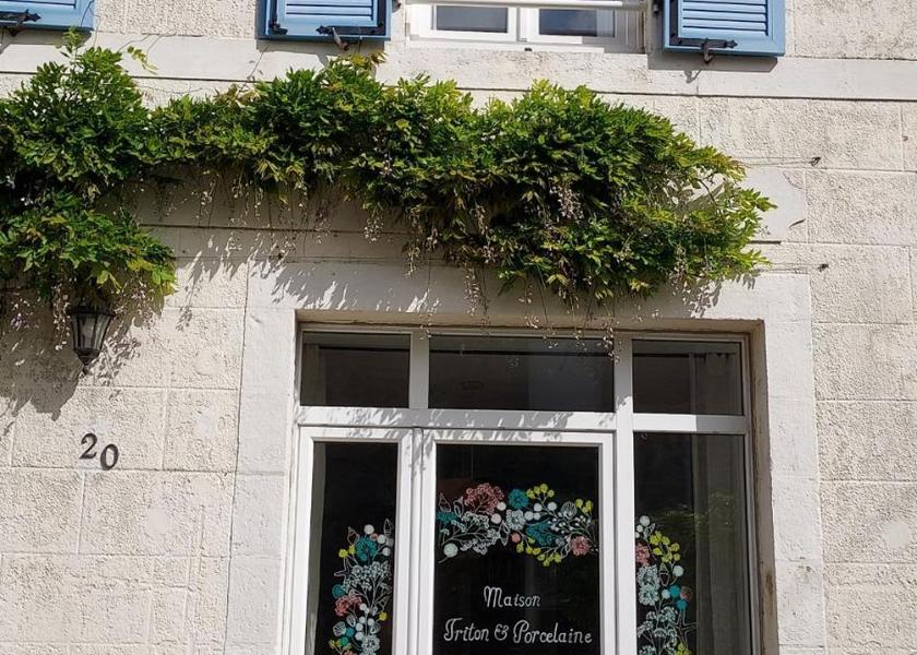 Brittany Cancale entrance