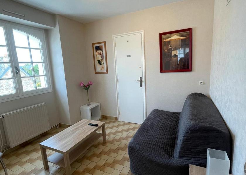 Brittany Cancale Public Areas