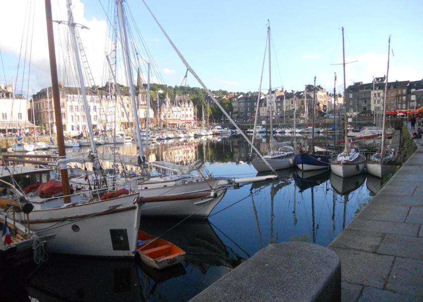 Normandy Honfleur nearby attraction