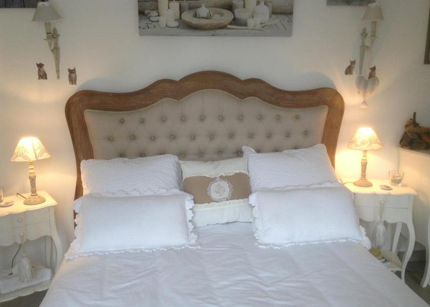 Normandy Honfleur Double Room with Private Bathroom