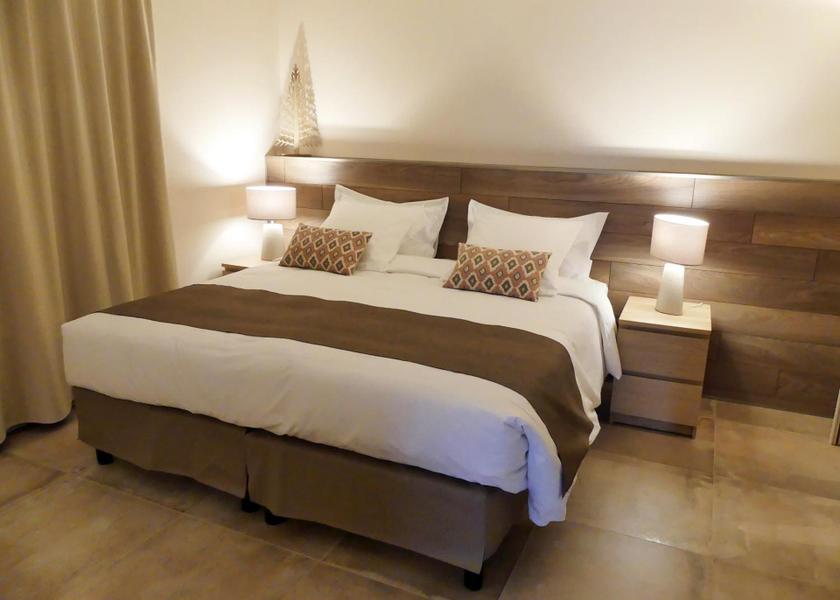 Centre - Loire Valley Amboise guestroom