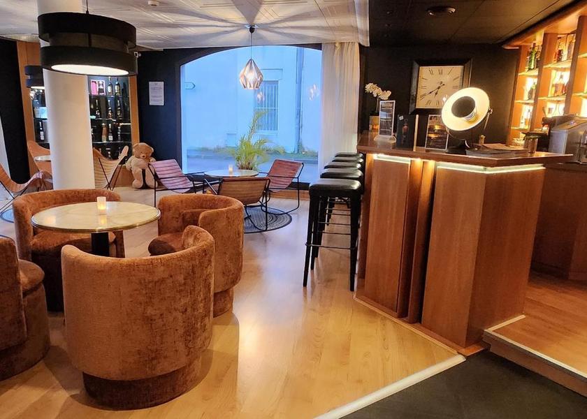 Nouvelle-Aquitaine Cognac bar/lounge