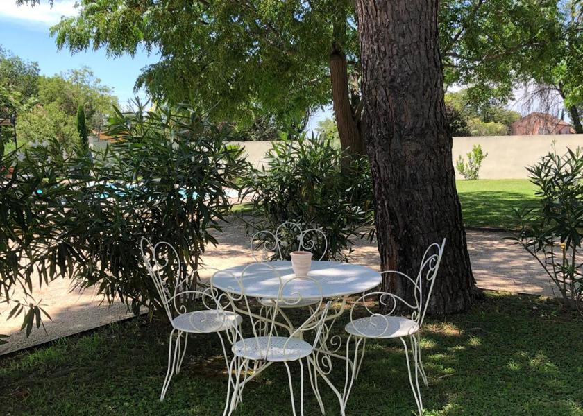 Provence-Alpes-Côte d'Azur Arles garden