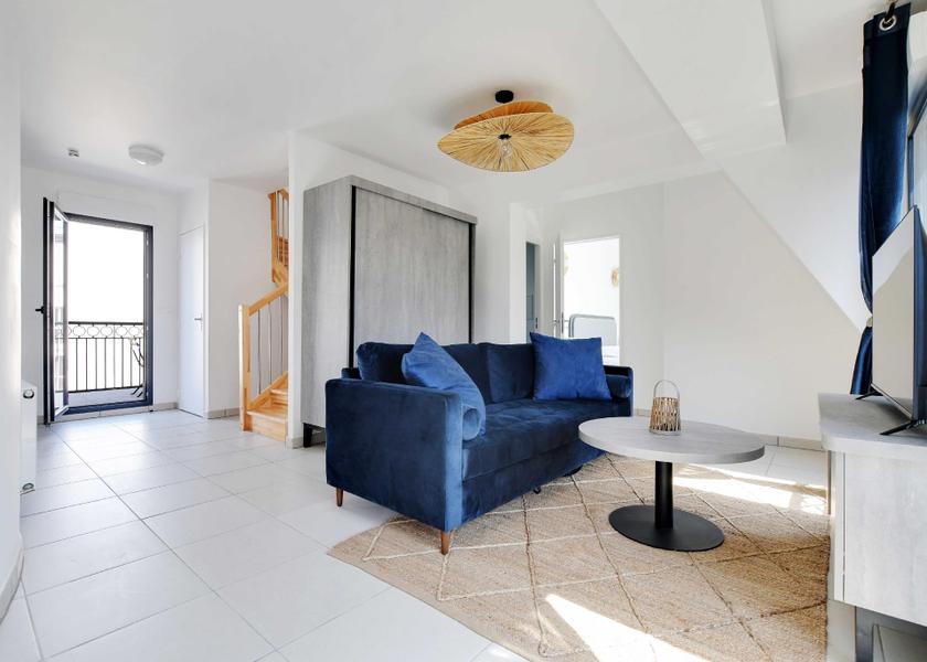 Île-de-France Suresnes interior view