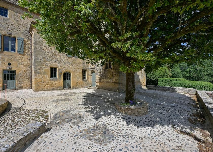Nouvelle-Aquitaine Beynac-et-Cazenac Terrace/patio