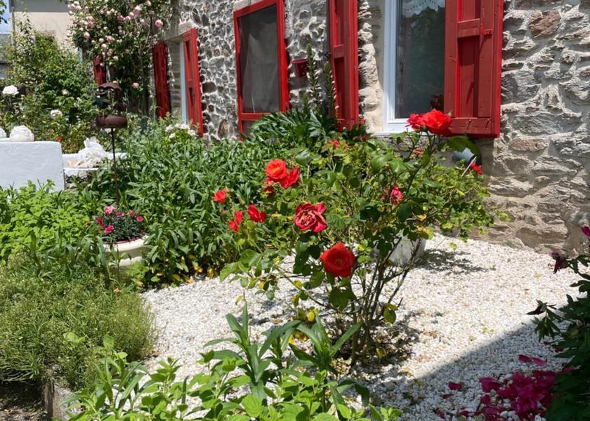 Occitanie Baraqueville garden