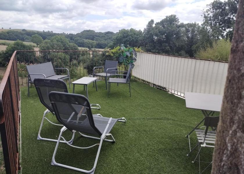 Occitanie Baraqueville balcony/terrace