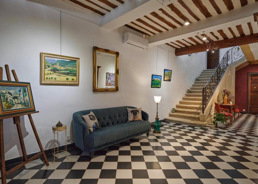 Auvergne-Rhone-Alpes Buis-les-Baronnies lobby