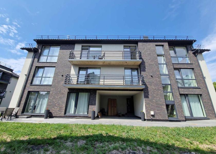  Palanga exterior view