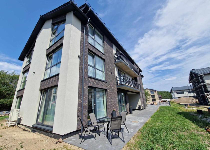  Palanga exterior view