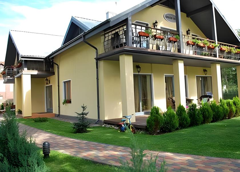  Palanga exterior view