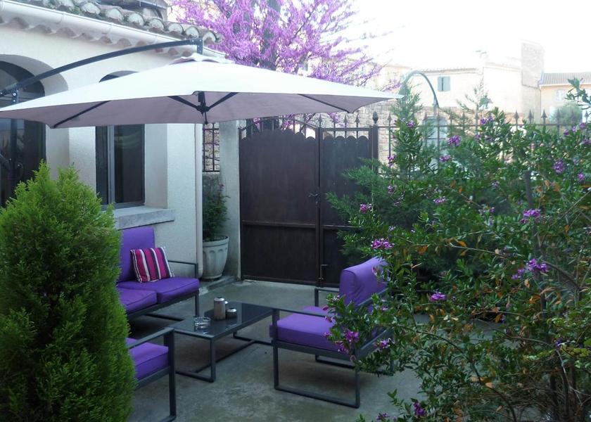 Provence-Alpes-Côte d'Azur Châteauneuf-du-Pape balcony/terrace