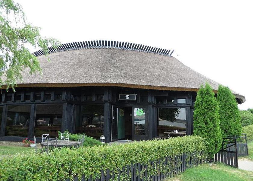  Neringa exterior view