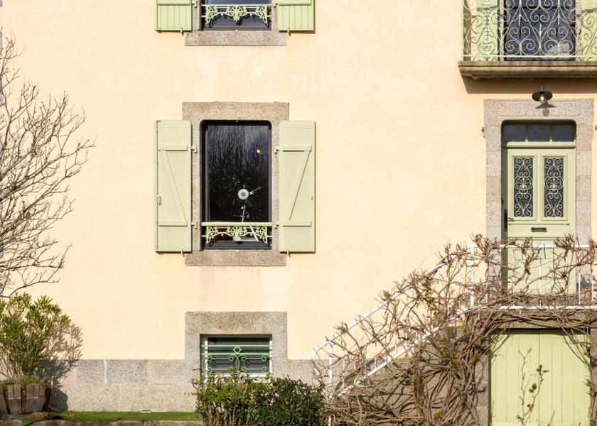 Brittany Concarneau exterior view