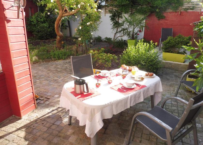 Brittany Concarneau food and beverages