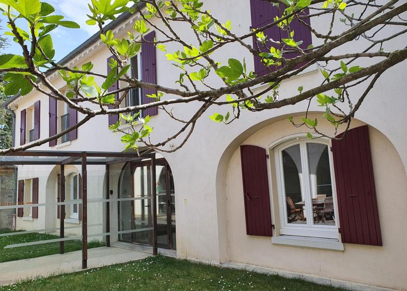 Auvergne-Rhone-Alpes Givors exterior view