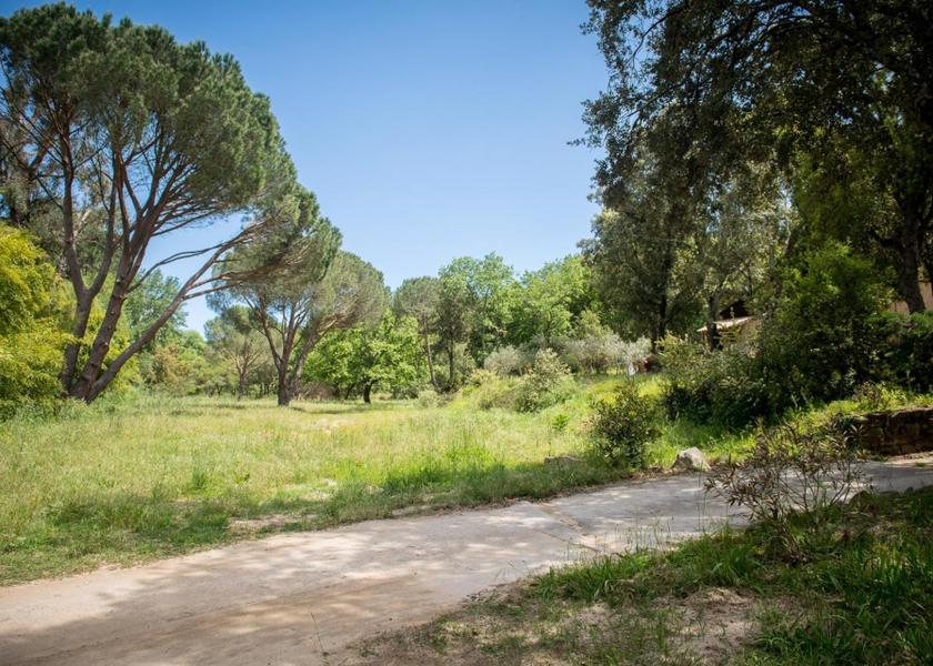 Provence-Alpes-Côte d'Azur Plan-de-la-Tour surrounding environment