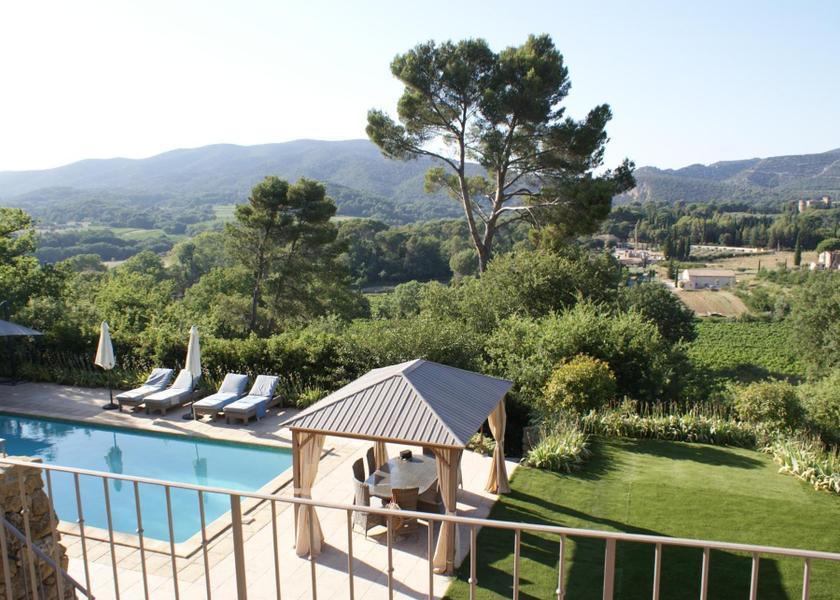 Provence-Alpes-Côte d'Azur Lourmarin view