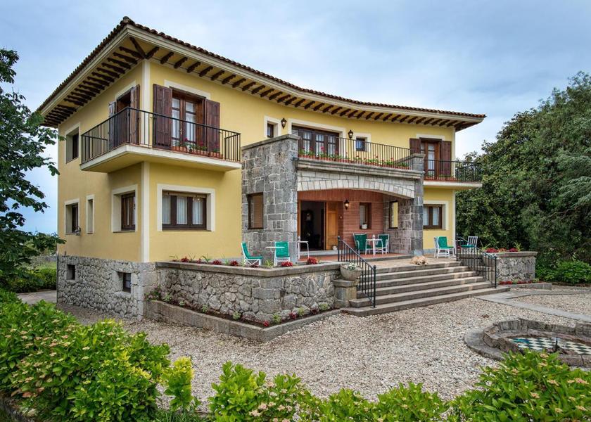 Asturias Llanes exterior view