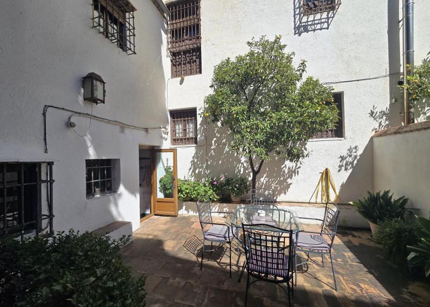 Andalucia Granada facilities