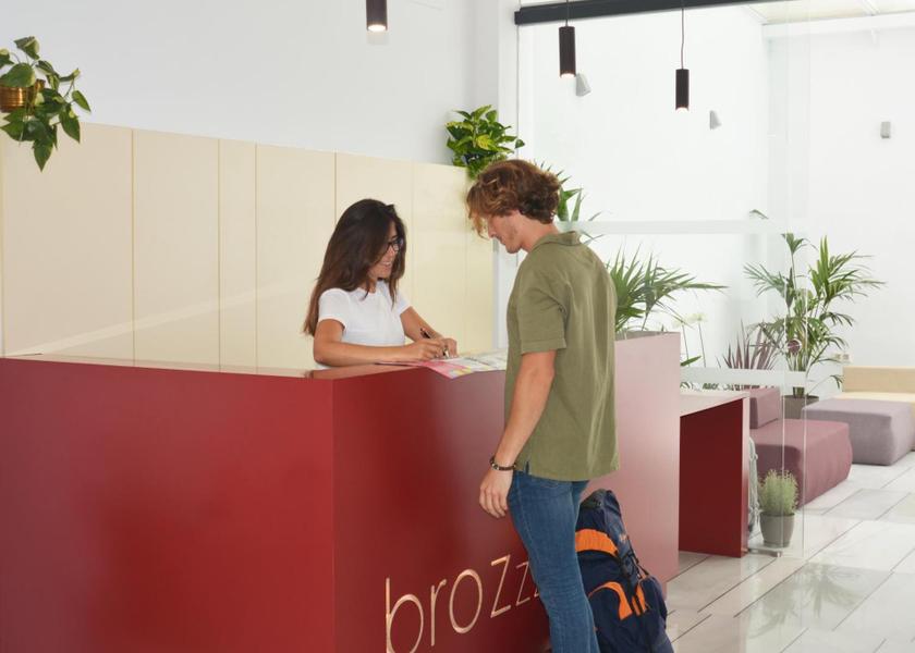 Andalucia Granada facilities