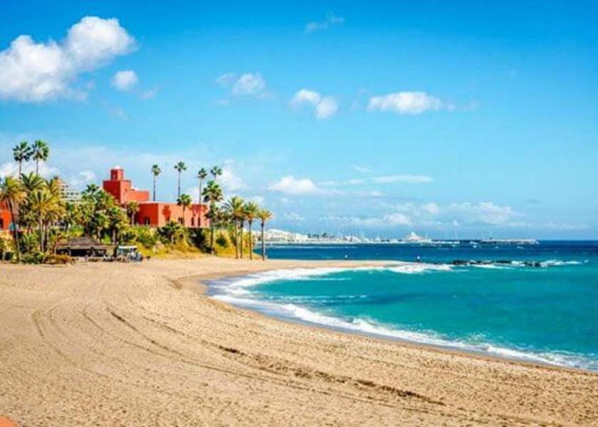 Andalusia Benalmádena beach