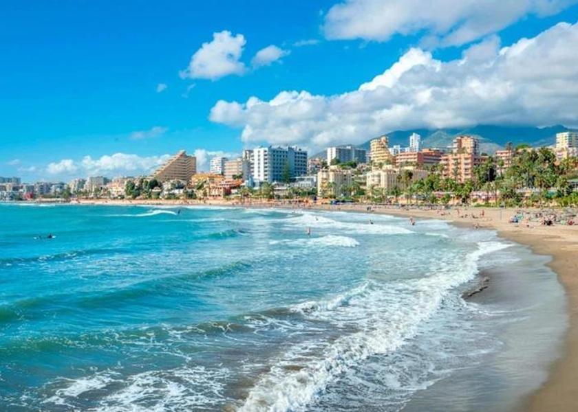 Andalusia Benalmádena beach