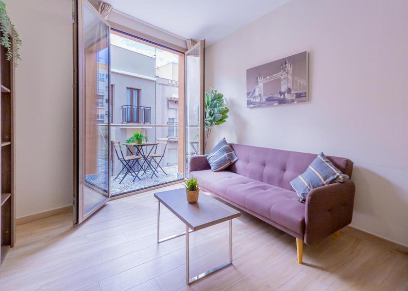 shared lounge/tv area