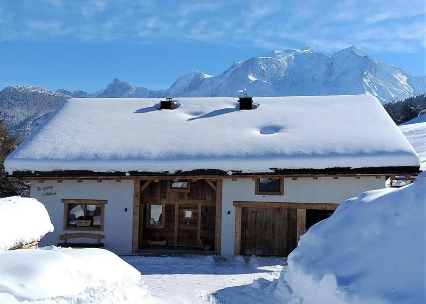 Auvergne-Rhône-Alpes Combloux entrance