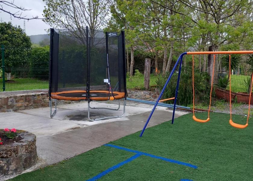 Cantabria Barcena de Cicero playground