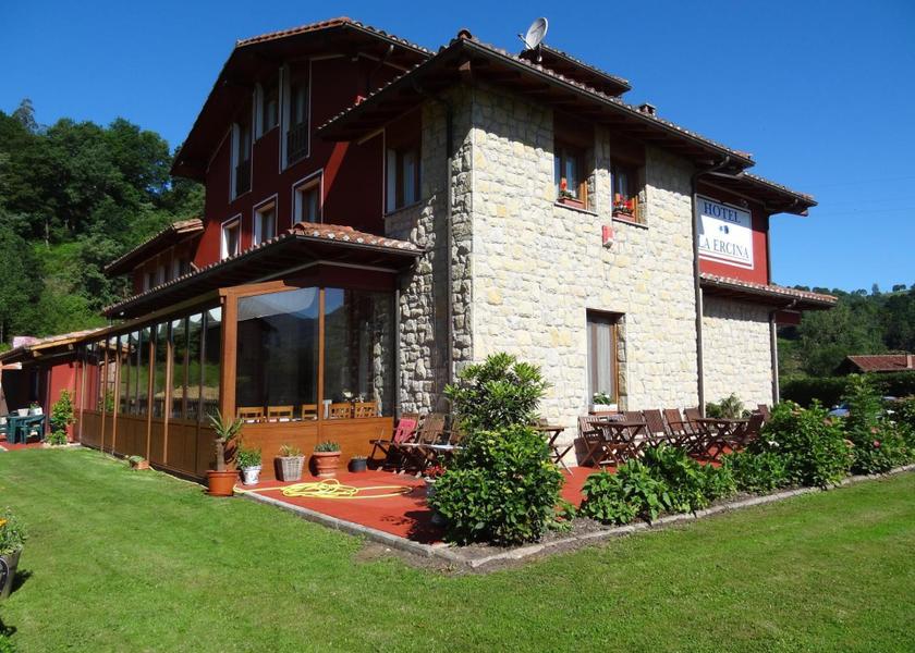 Asturias Cangas de Onis entrance