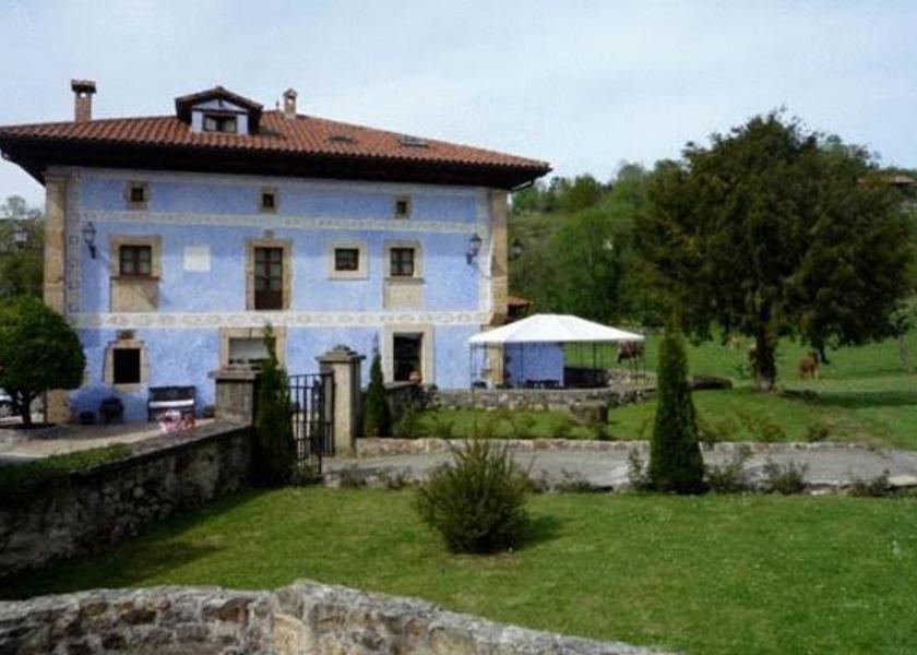 Asturias Cangas de Onis garden