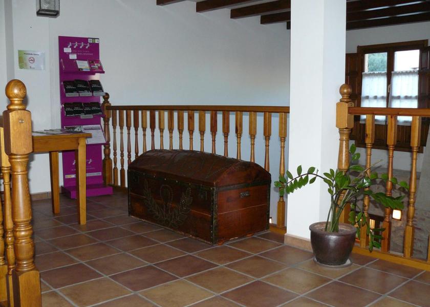 Castile and León San Esteban de Gormaz lobby