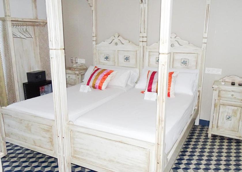 Andalusia Tolox Double Room with Private Bathroom
