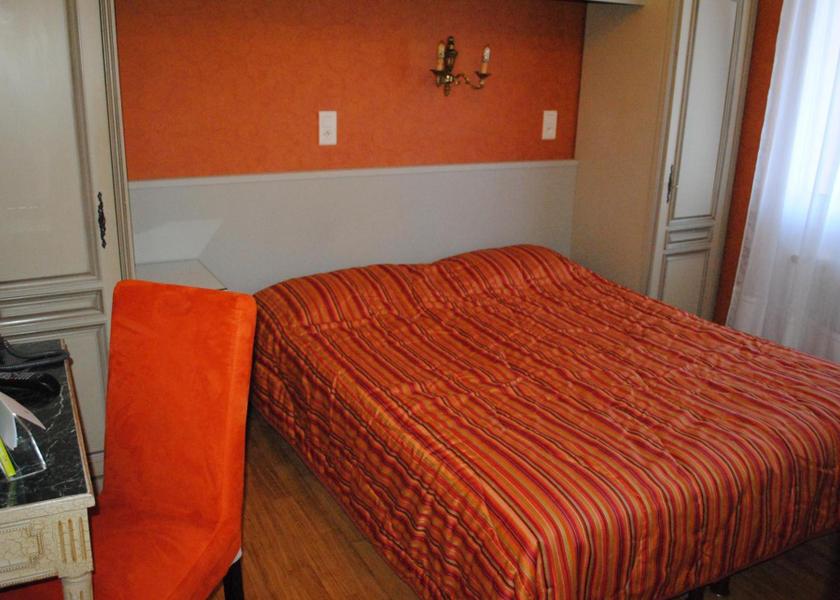 Bourgogne-Franche-Comte Champagnole Triple Room with Garden View