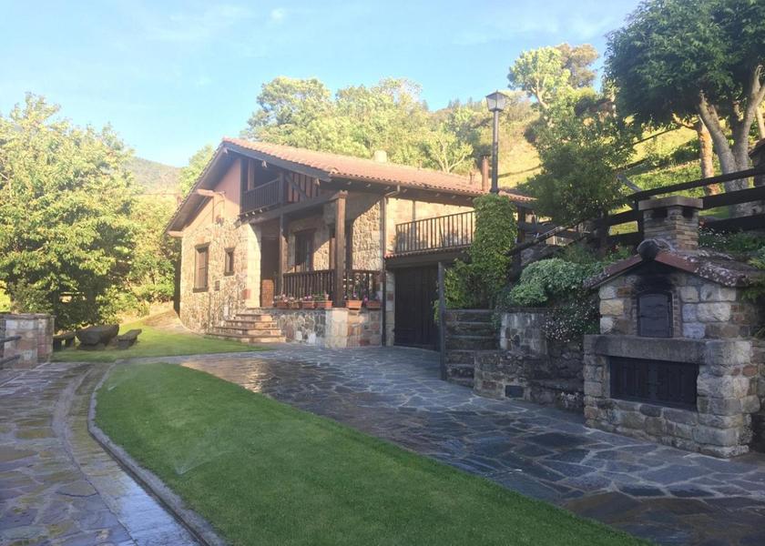 Cantabria Cillorigo de Liebana exterior view