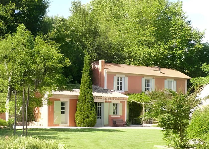 Provence-Alpes-Côte d'Azur Vedene exterior view
