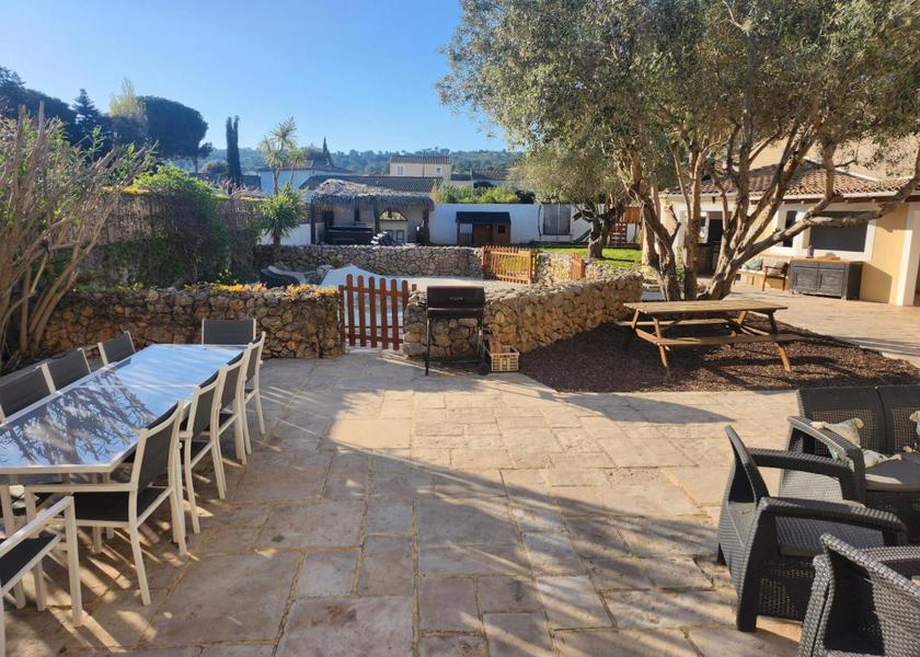 Occitanie Fleury exterior view